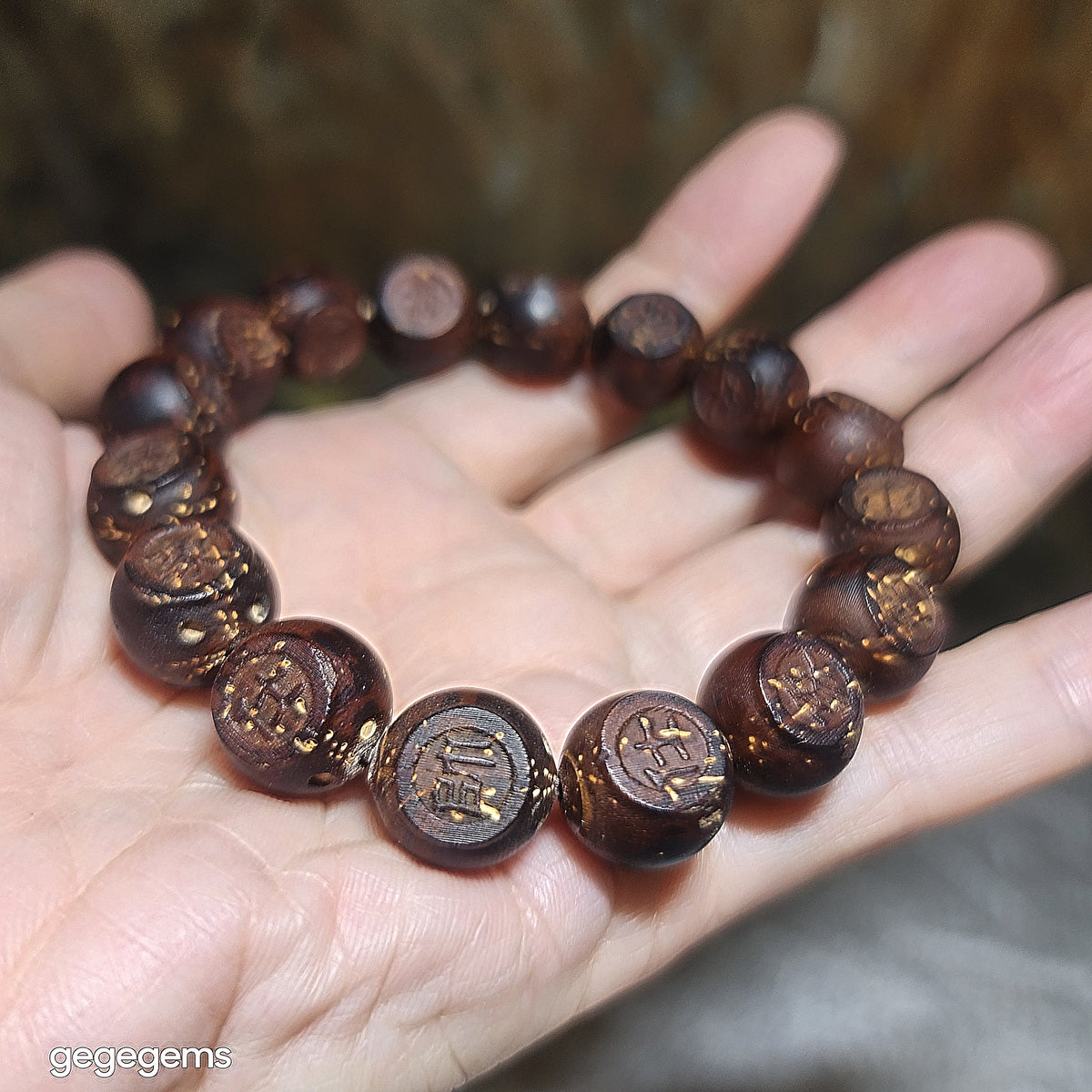 Gegegems Collection aged 3-Eye Bodhi (zijinshu) carved Chinese Chess bracelet [Natural unprocessed] 精品老料招财紫金鼠(三眼菩提)雕刻中国象棋手链