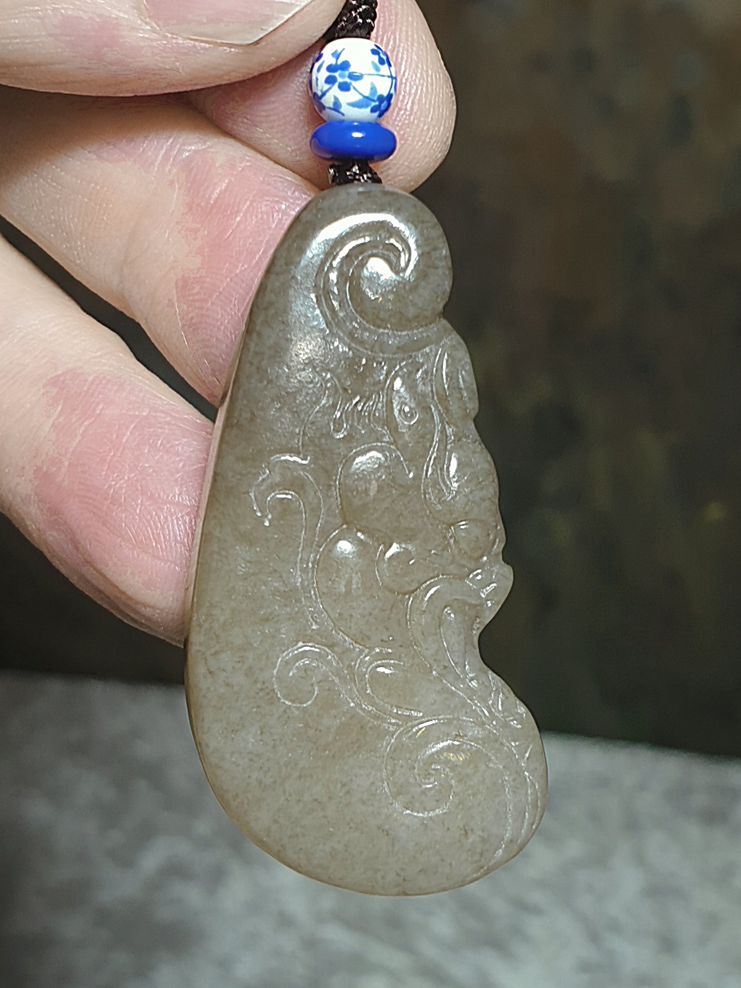 Premium natural caramel brown Nephrite Ancient Pi Xiu pendant (with certificate) [Natural Crystal] 优质和田玉全糖古兽貔貅吊坠(带证书)