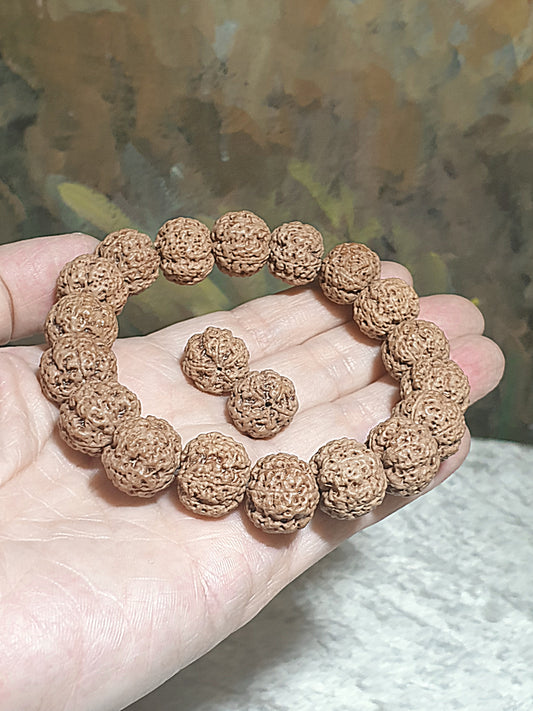 Rare small size 15.5mm Nepal Rudraksha high altitude (dense & high natural oil contents) "Plum Blossom" "honeycomb" 5 Mukhi (faces) bracelet with 2 extra beads 罕见小尺寸15.5毫米尼泊尔大金刚菩提子五瓣高山安娜铁籽梅花蜂窝手链加两颗备籽