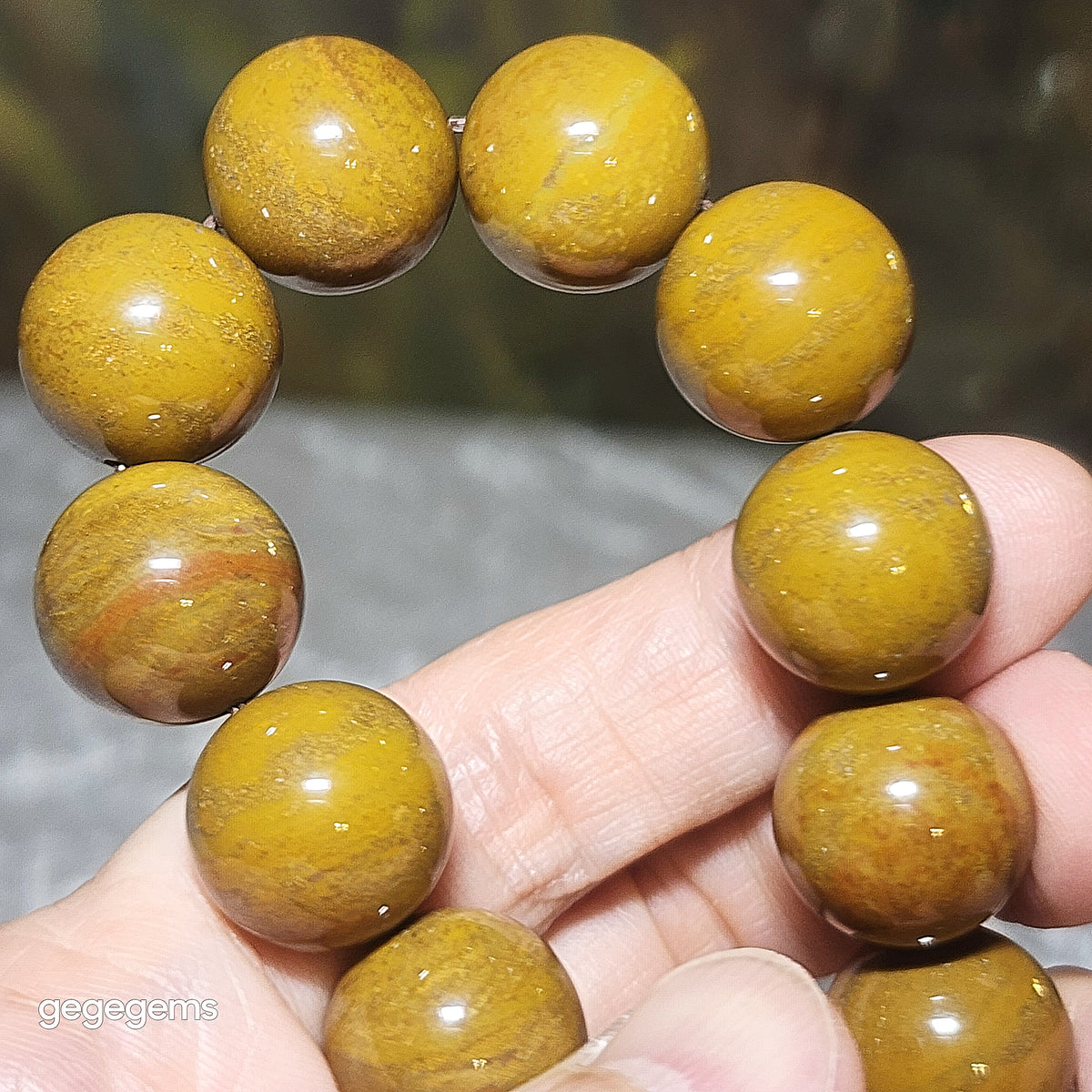 Gegegems Collection 16mm Premium Madagascar Petrified Wood brownish yellow natural pattern bracelet [Natural Crystal] 精品16毫米马达加斯加木化石褐黄天然木纹手链