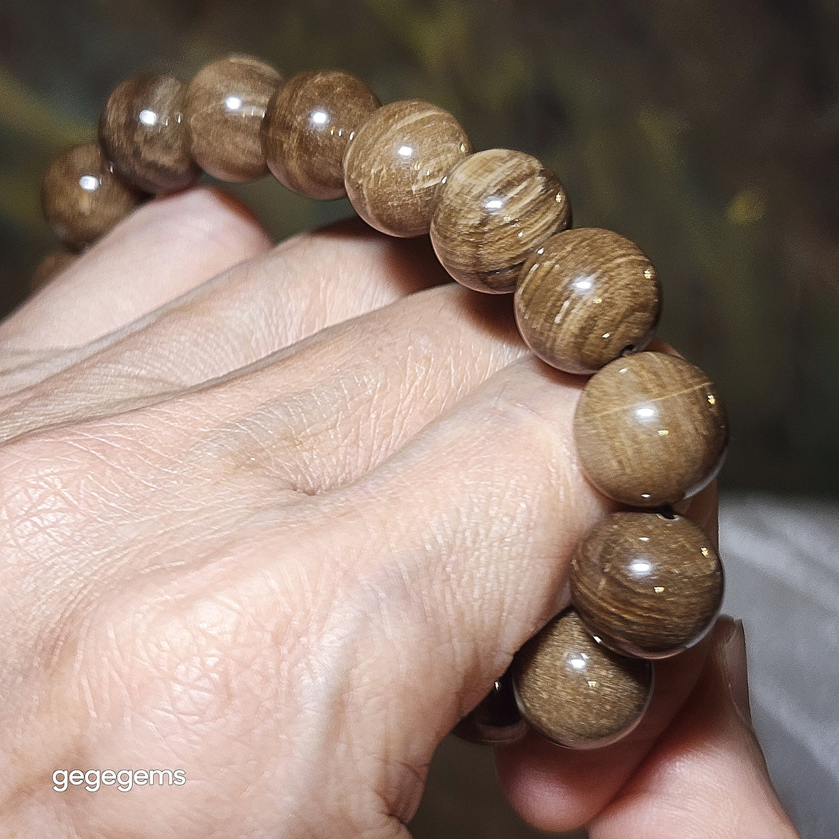 Gegegems Collection 12mm premium aged Madagascar Petrified Wood bracelet [Natural Crystal] 精品马达加斯加老料木化石手链