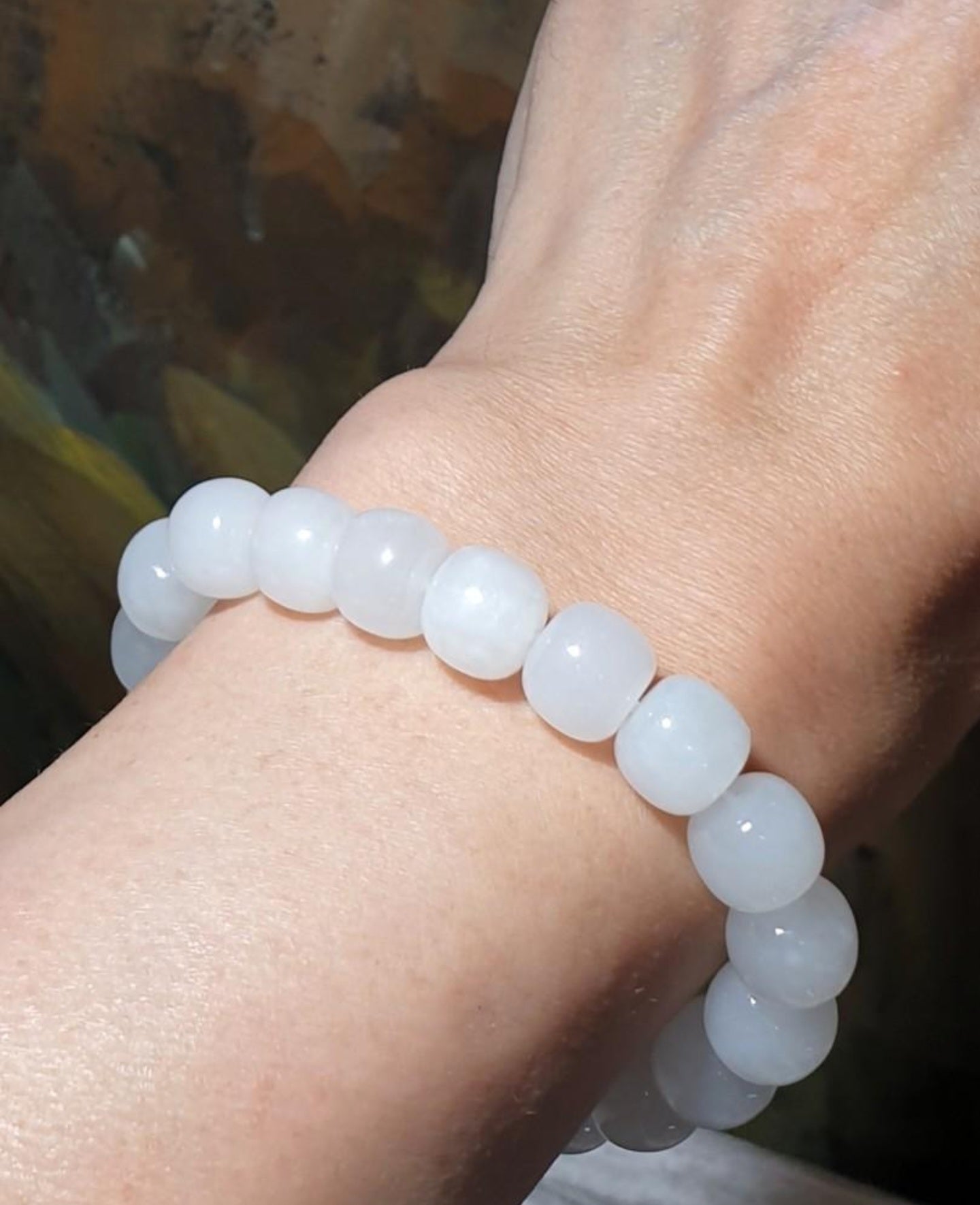 10mm Premium Qinghai old mine Icy white Nephrite "traditional old style cut beads" Jade bracelet [Natural Crystyal] 10毫米青海老料冰白和田玉老型珠手链