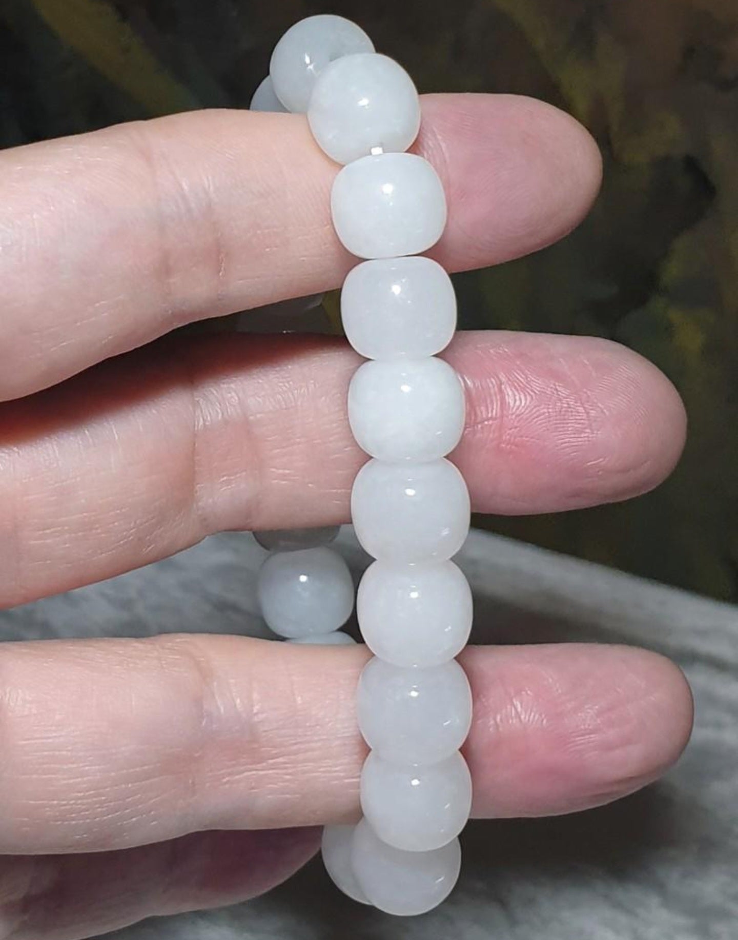 10mm Premium Qinghai old mine Icy white Nephrite "traditional old style cut beads" Jade bracelet [Natural Crystyal] 10毫米青海老料冰白和田玉老型珠手链