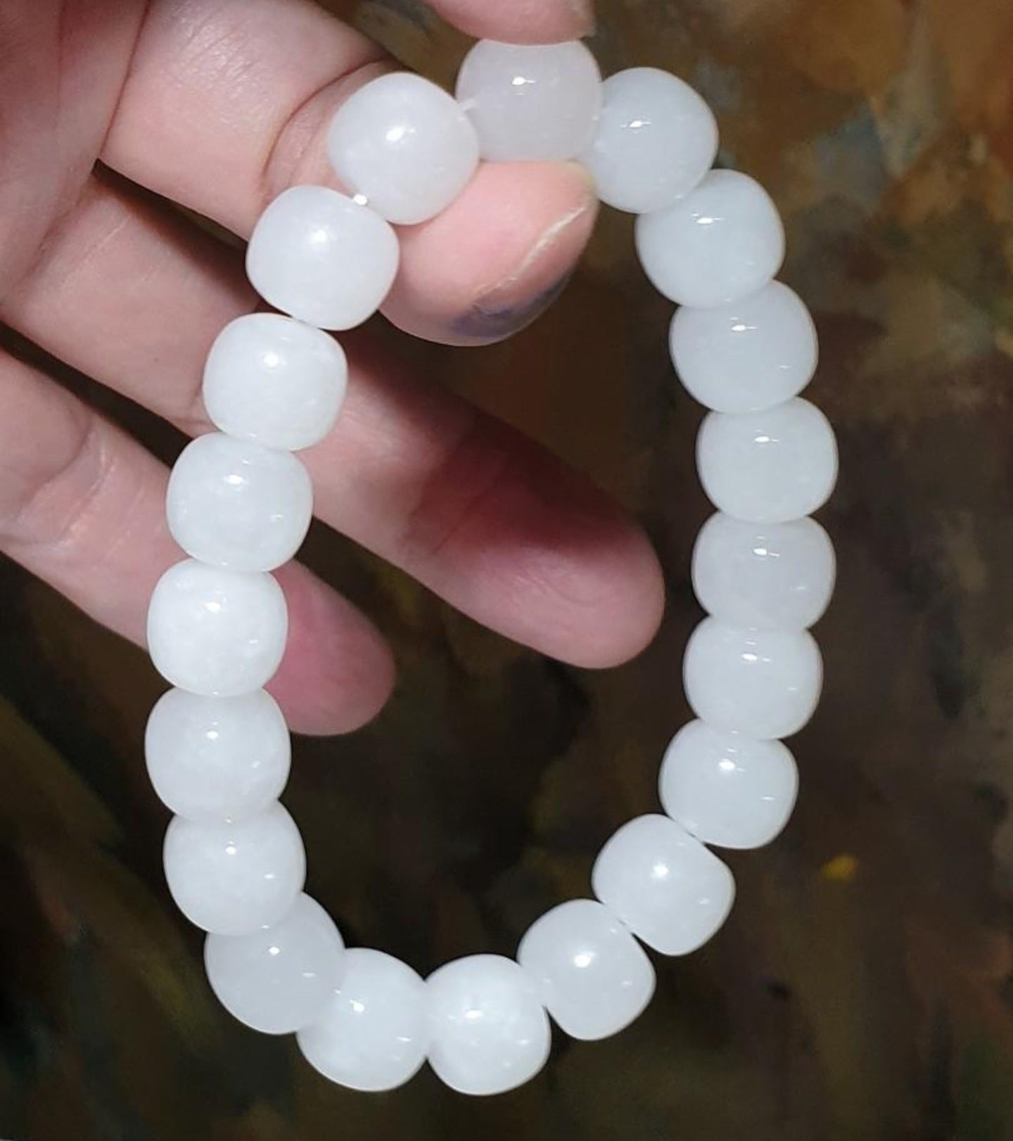 10mm Premium Qinghai old mine Icy white Nephrite "traditional old style cut beads" Jade bracelet [Natural Crystyal] 10毫米青海老料冰白和田玉老型珠手链
