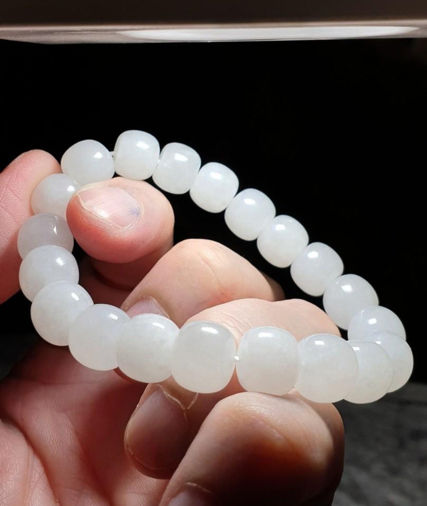 10mm Premium Qinghai old mine Icy white Nephrite "traditional old style cut beads" Jade bracelet [Natural Crystyal] 10毫米青海老料冰白和田玉老型珠手链