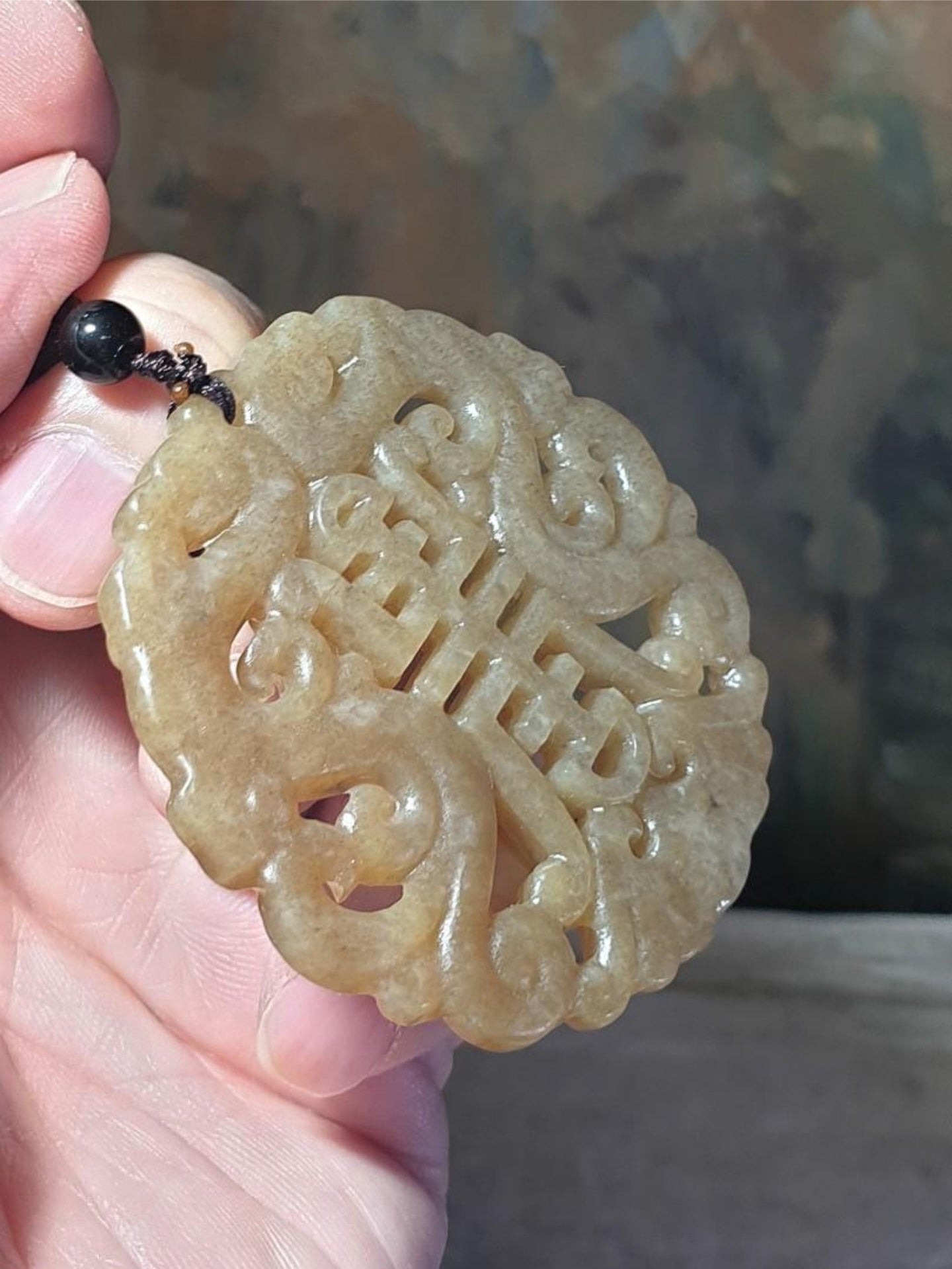 Premium caramel brown Nephrite pendant hollowed out and carved on both sides double dragons, bat and "longevity (寿) in ancient Chinese characters (with certificate) 和田玉且末全糖吊坠(镂空双面刻双龙、蝙蝠与小篆体"寿")(带证书)