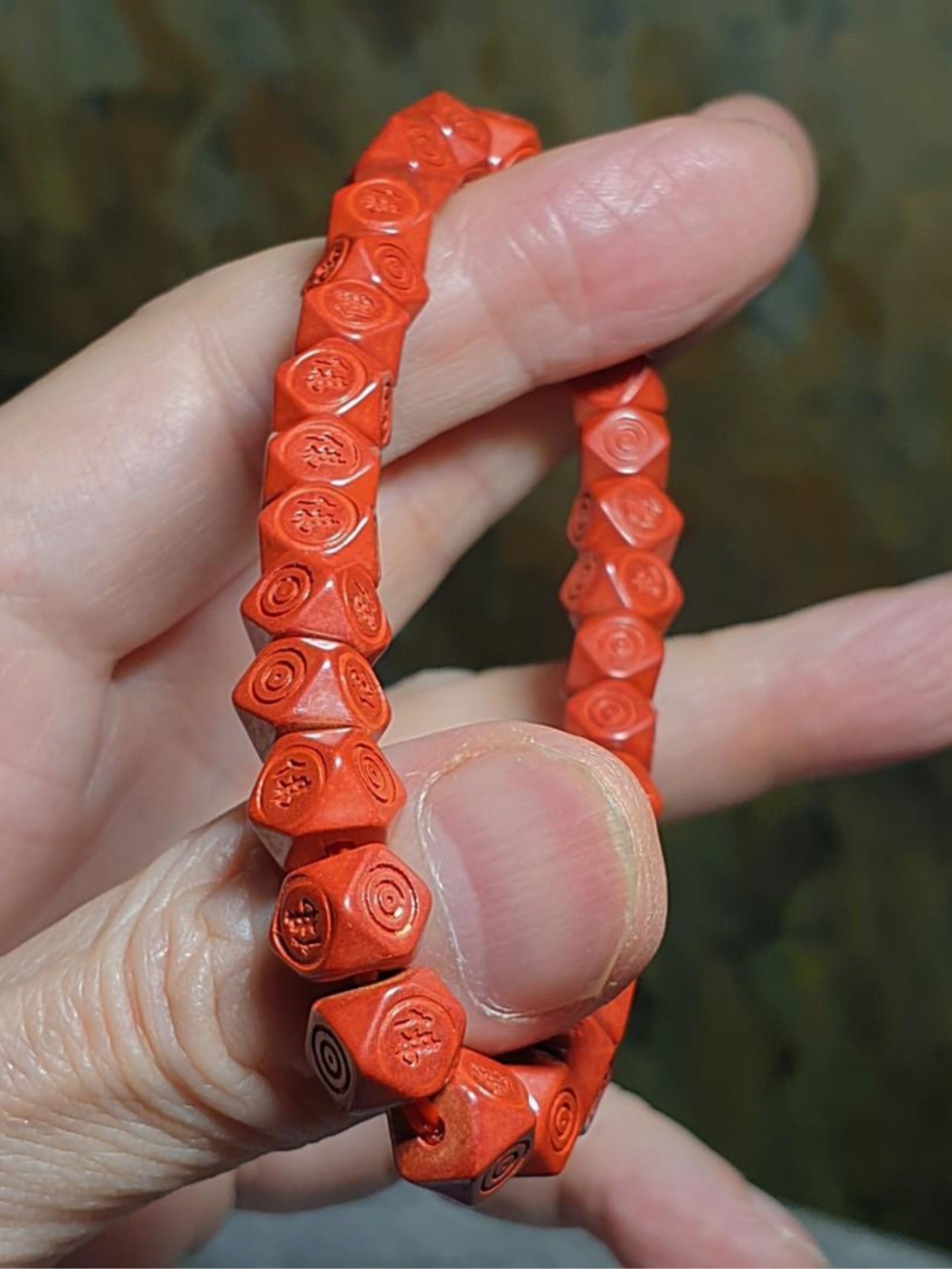 9.1mm purest natural Cinnabar hand carved "Tang Baleng" shape and Chinese Character "Buddha 佛" bracelet [Natural Crystal] 9.1毫米原矿朱砂手工手链雕刻唐八棱双佛字