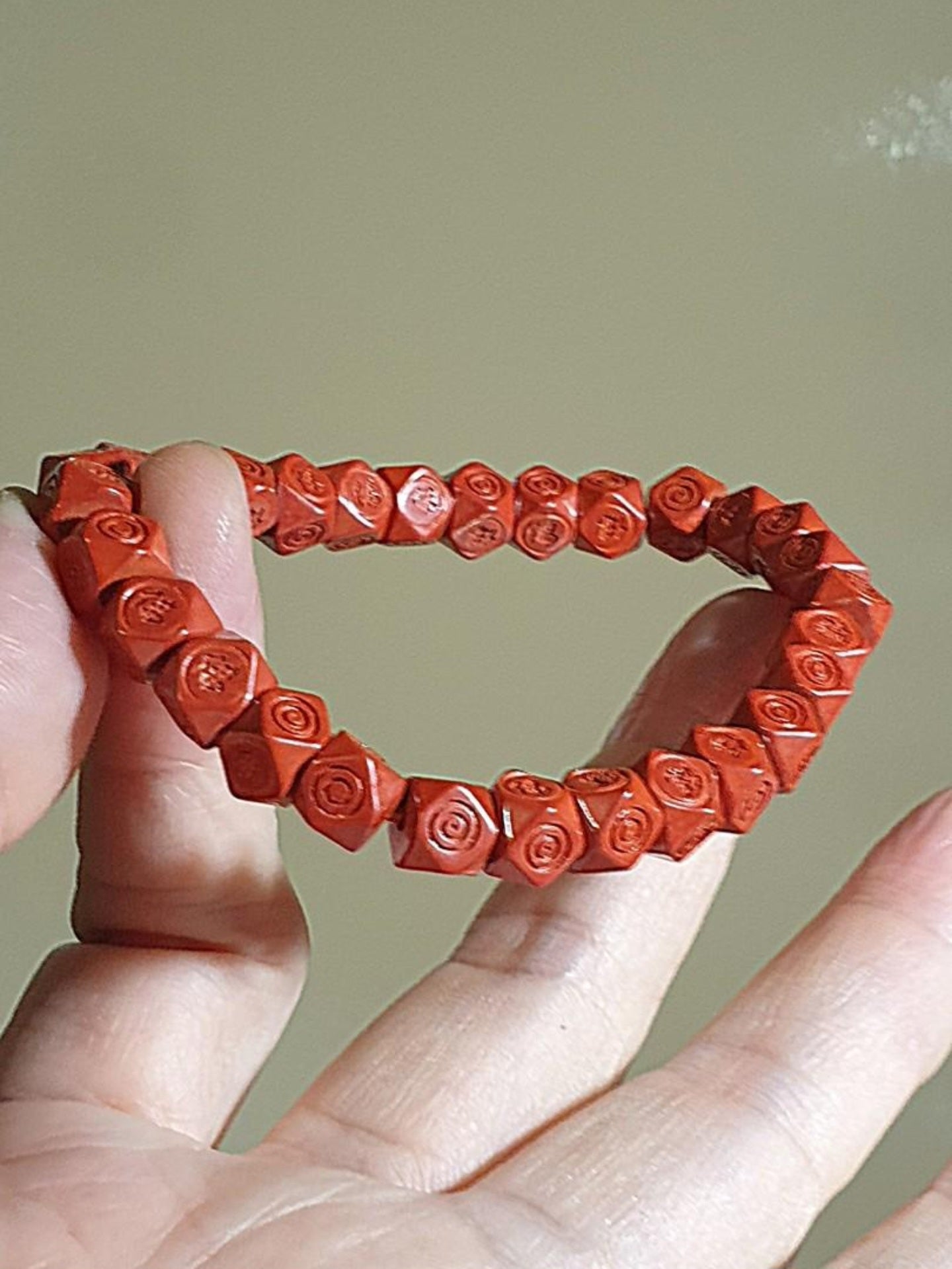 9.1mm purest natural Cinnabar hand carved "Tang Baleng" shape and Chinese Character "Buddha 佛" bracelet [Natural Crystal] 9.1毫米原矿朱砂手工手链雕刻唐八棱双佛字