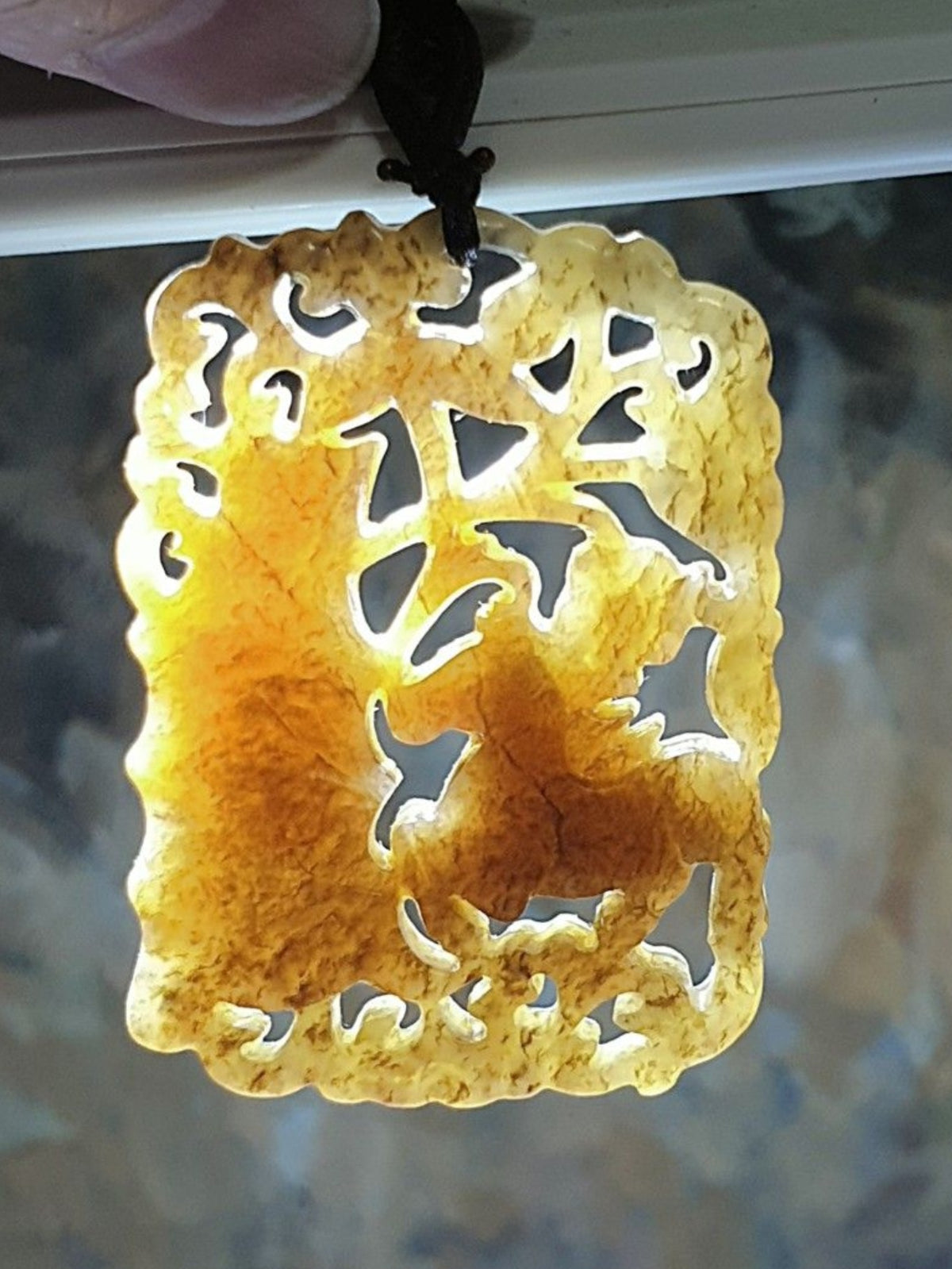 Premium Nephrite caramel brown Plum Blossom, Bamboo & Horse Jade pendant (with certificate) 优质和田玉且末全糖青梅竹马(梅花竹马)吊坠(带证书)