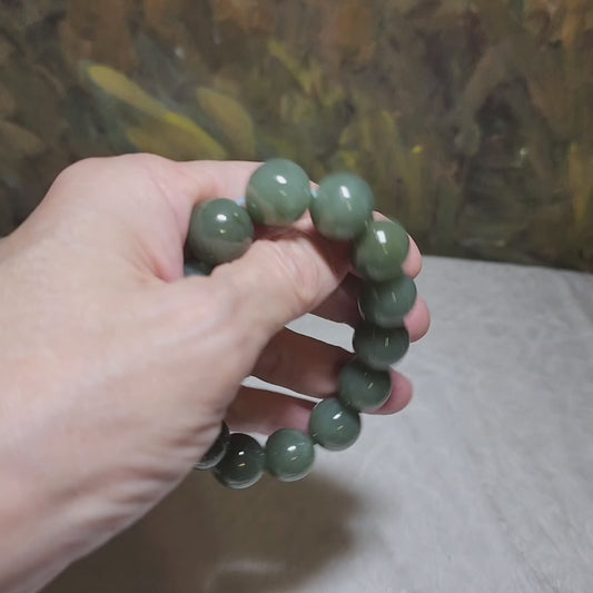 16mm Premium Nephrite blue hue light green with some caramel brown bracelet (with certificate) 16毫米优质和田玉且末蓝调青白帶小许糖手链(带证书)