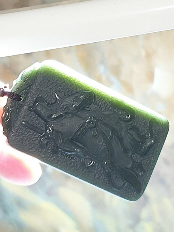 Premium natural deep greenish Nephrite double sides carvings Guan Gong (Guan Yu) pendant/handheld (with certificate) [Natural Crystal] 和田玉塔青深绿双面雕刻忠义护国关公吊坠/手把(带证书) ~~~ 神威遠鎮協天護國, 心昭日月忠義千秋。