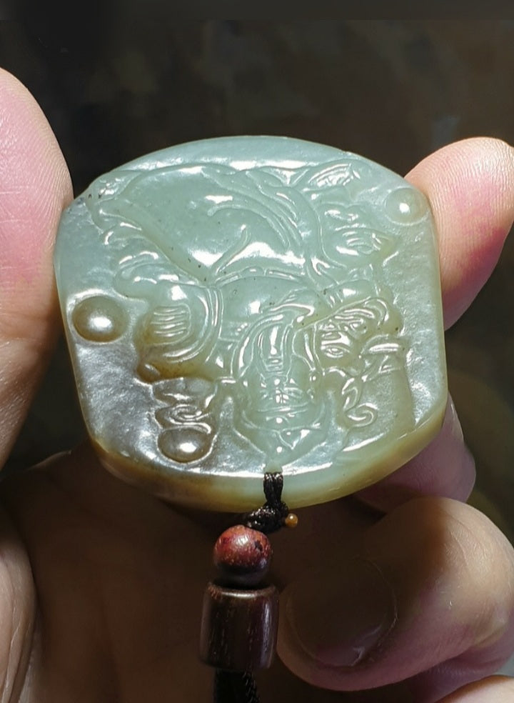 Premium natural untreated brownish greenish Nephrite Guan Gong pendant (with certificate) [Natual Crystal] 和田玉且未料青白糖玉关公吊坠(带证书)