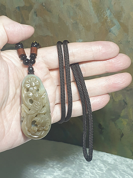 Premium natural untreated Nephrite light greenish caramel brownish hollow out Magpie & Plum Blossom Jade pendant/handheld (with certificate) [Natual Crystal] 和田玉且末青白糖镂空巧雕喜上眉梢(喜鹊梅花)吊坠/手把(带证书)