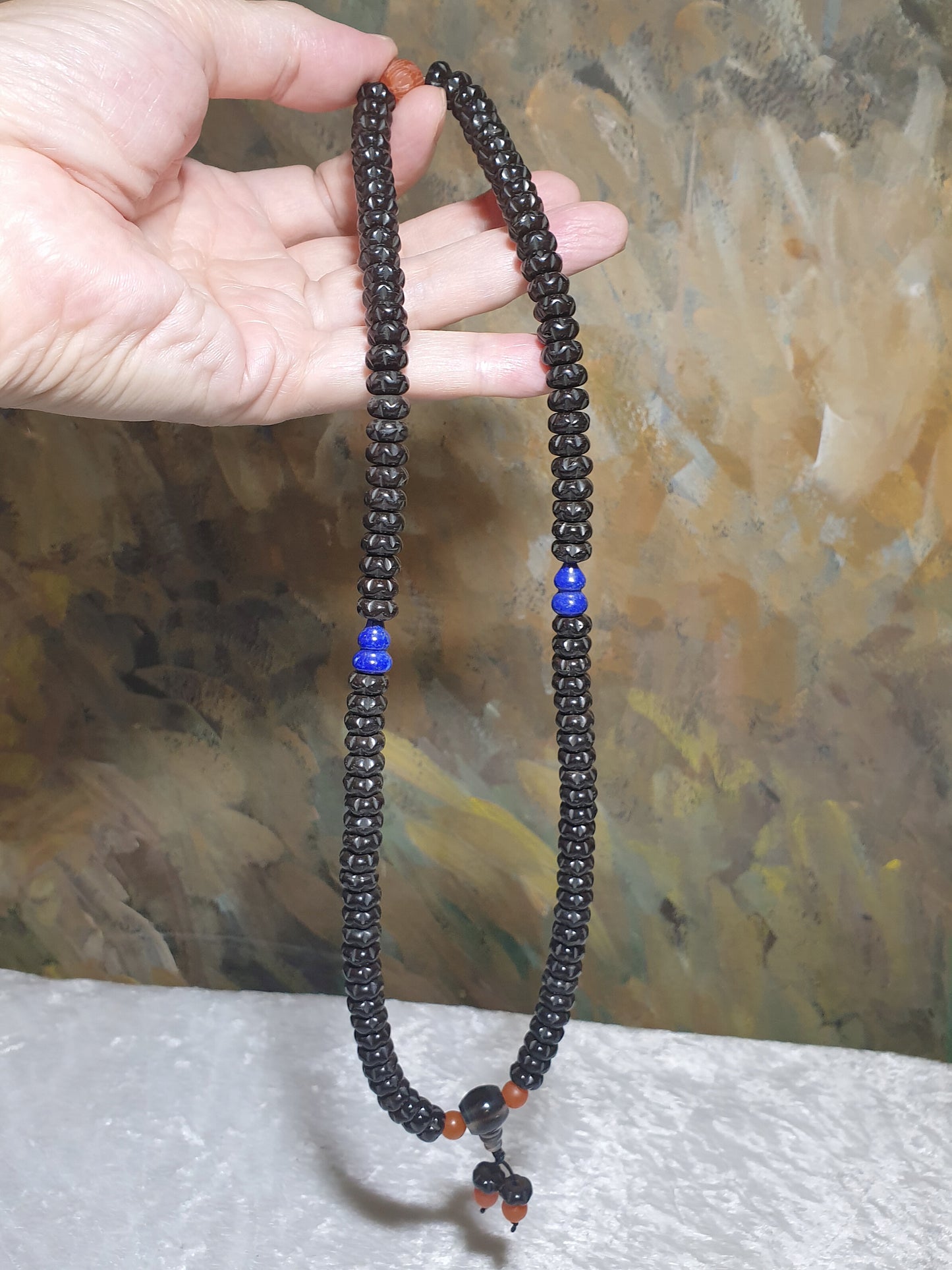 9mm Coconut Pedicel carved Bai Xiang Zi 108 mala necklace with a 10.3mm aged Baoshan Nan Hong carved Bai Xiang Zi, natural untreated Lapis lazuli Hulu and Tibetan Hulu guru bead 9毫米椰蒂雕刻百(柏)香子108念珠项链配10.3毫米老矿保山南红百香籽、原矿青金石葫芦、藏式佛头及7毫米保山南红