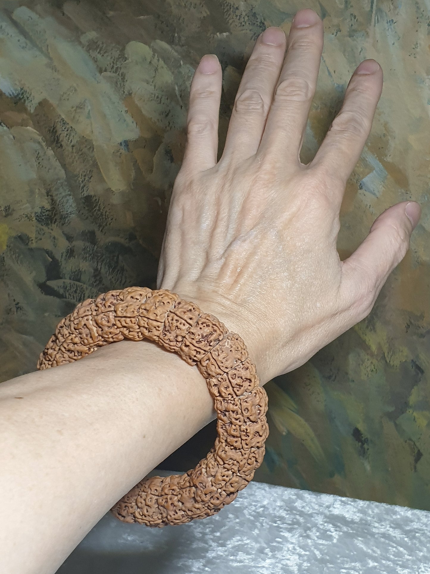 20mm Premium Nepal Rudraksha from high altitude (dense & high natural oil contents) same tree full body Panlong Double-Dragon 5 Mukhi Vajra Circle Tibetan bracelet/Handheld 20毫米尼泊尔安娜籽同树五瓣满肉盘龙双龙大金刚菩提子金刚伏魔圈藏式手串/手持