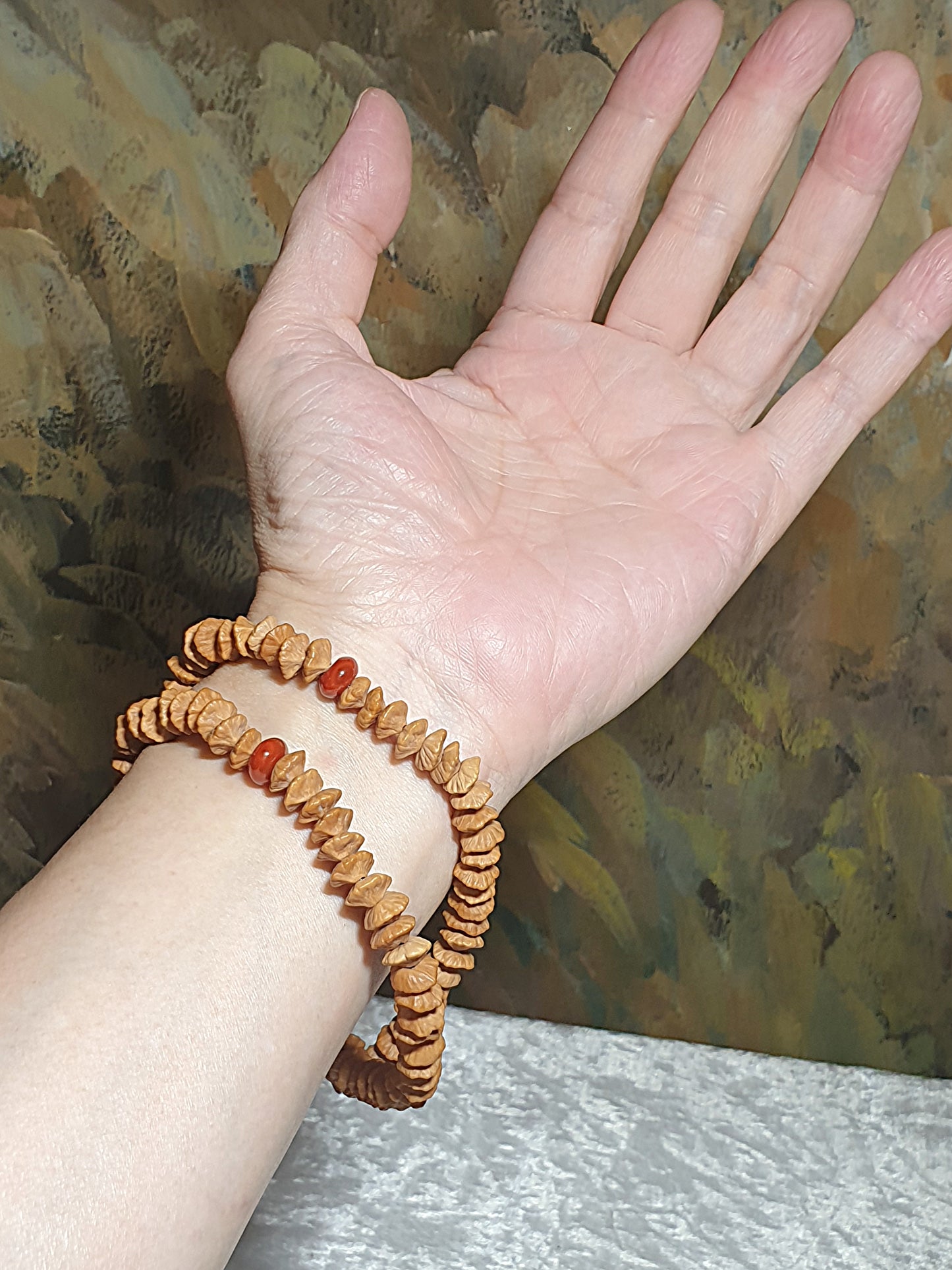 8.3mm "Double sides Lotus" seed (Gold Leaf Bodhi) 108 mala 2 rounds bracelet with natural Fresh Water Pearl and Nan Hong Pi Xiu & abacus beads  8.3毫米天然双面莲花(又名钱串子、金叶菩提、金钱菩提、招财纳福)108念珠绕手两圈手链配天然淡水珍珠、南红貔貅与算盘子