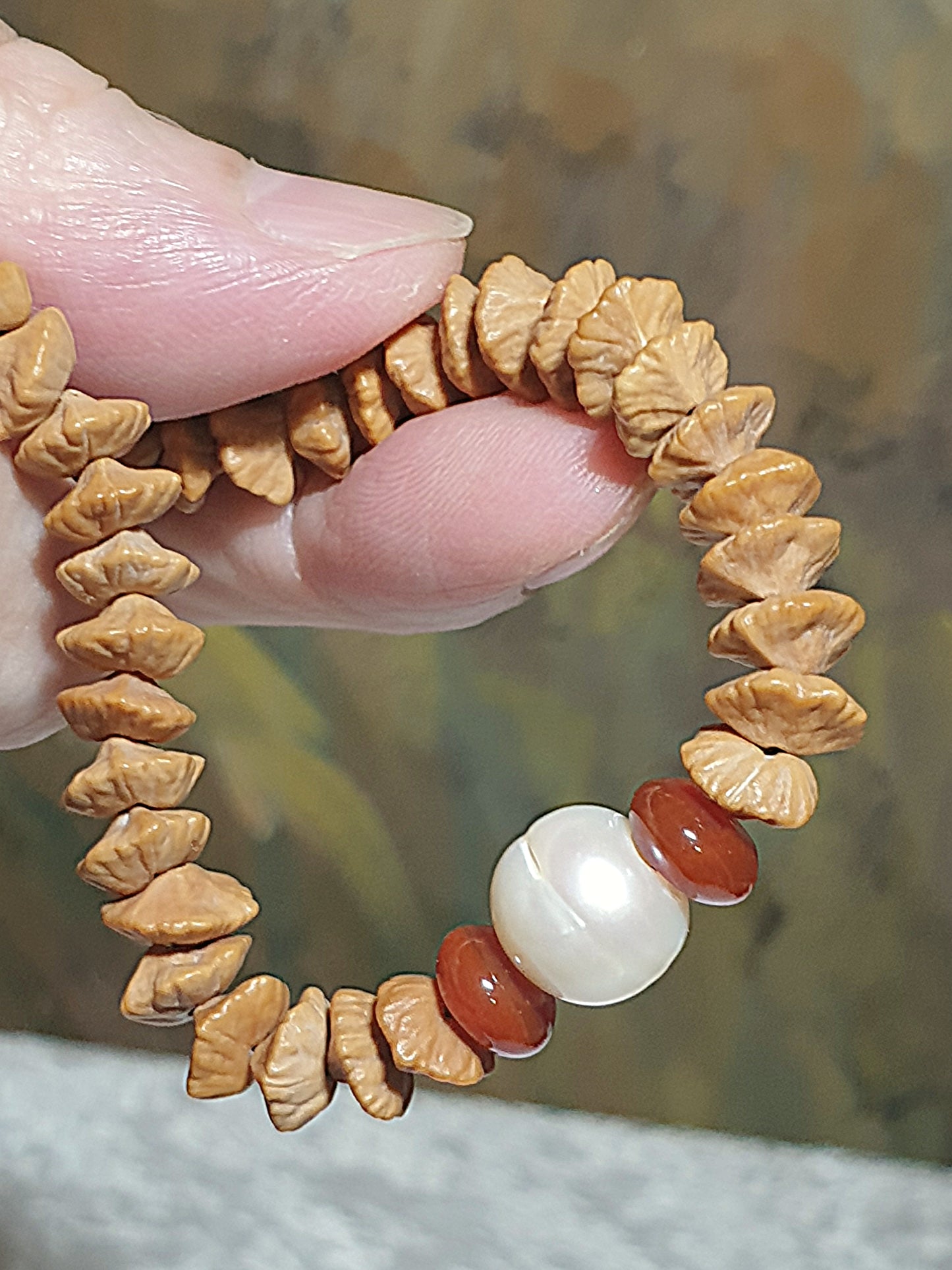 8.3mm "Double sides Lotus" seed (Gold Leaf Bodhi) 108 mala 2 rounds bracelet with natural Fresh Water Pearl and Nan Hong Pi Xiu & abacus beads  8.3毫米天然双面莲花(又名钱串子、金叶菩提、金钱菩提、招财纳福)108念珠绕手两圈手链配天然淡水珍珠、南红貔貅与算盘子