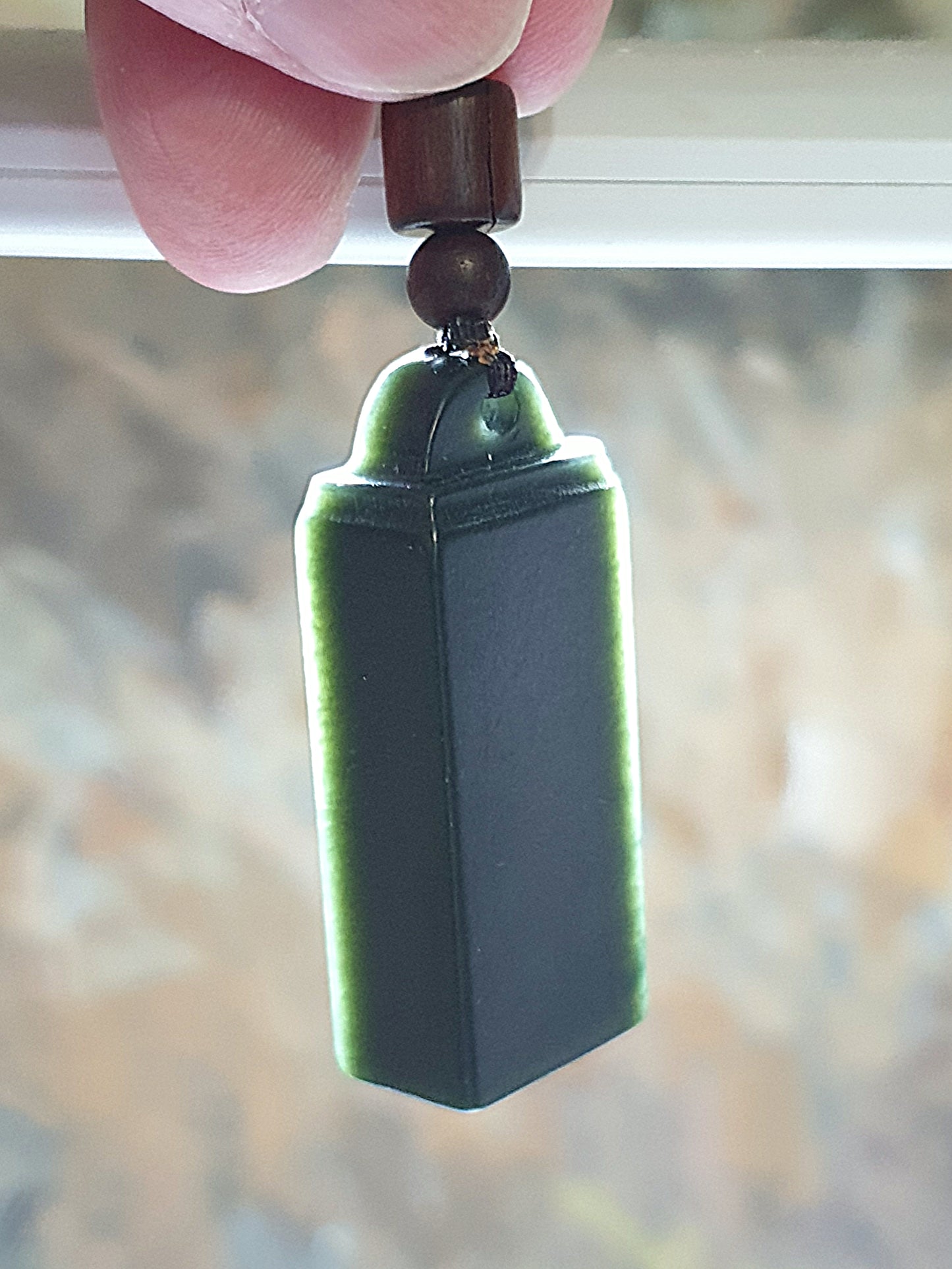 Nephrite deep green "Sliding Weight" Ruyi Wu Shi Pai Jade pendant (with certificate) 和田玉深绿立体称砣称心如意无事牌吊坠(带证书)