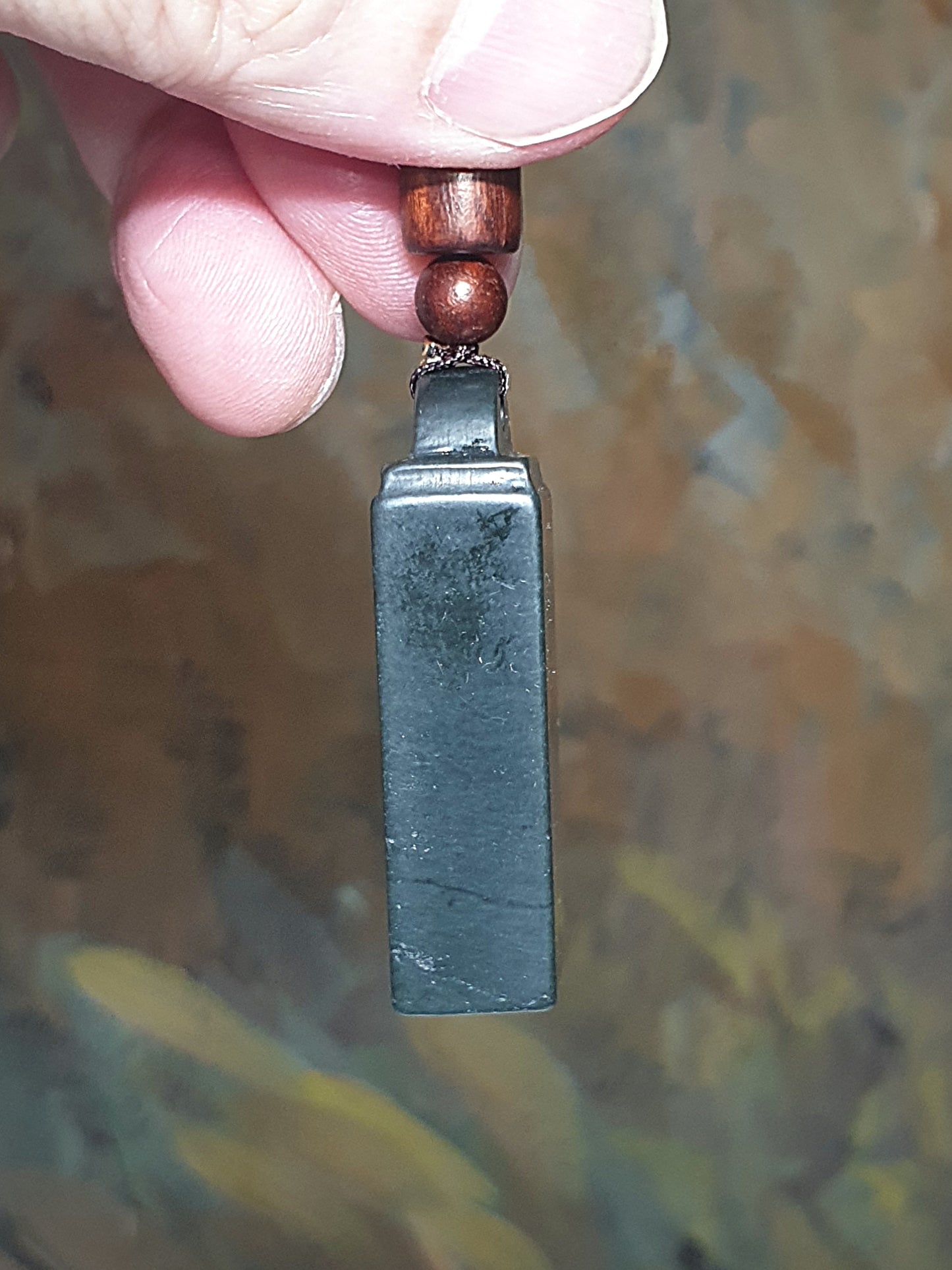 Nephrite deep green "Sliding Weight" Ruyi Wu Shi Pai Jade pendant (with certificate) 和田玉深绿立体称砣称心如意无事牌吊坠(带证书)