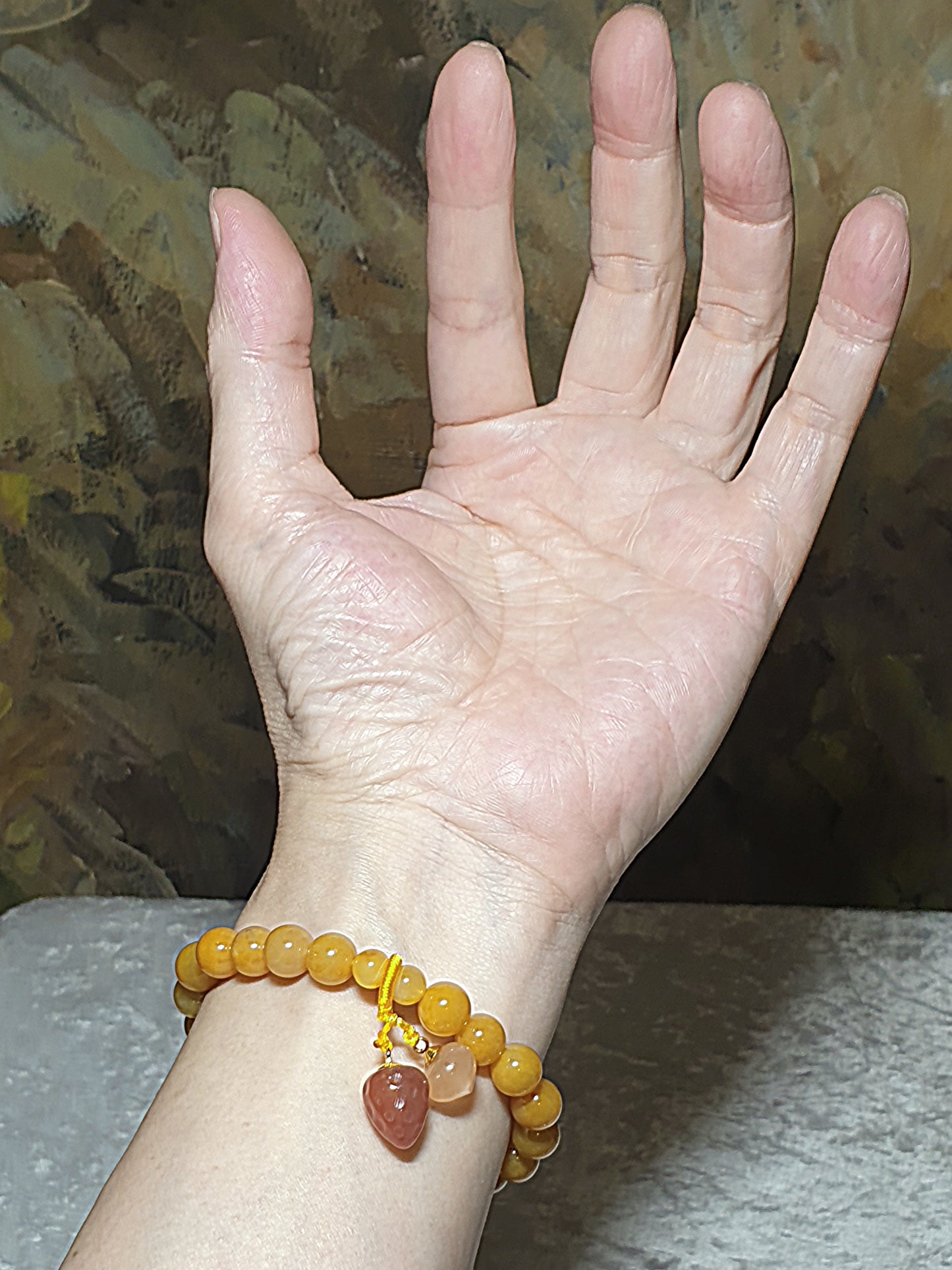 8mm Jinsi Jade with Yanyuan Agate peach & Strawberry bracelet [Natural Crystal] 8毫米金丝玉配盐源玛瑙桃子草莓手链