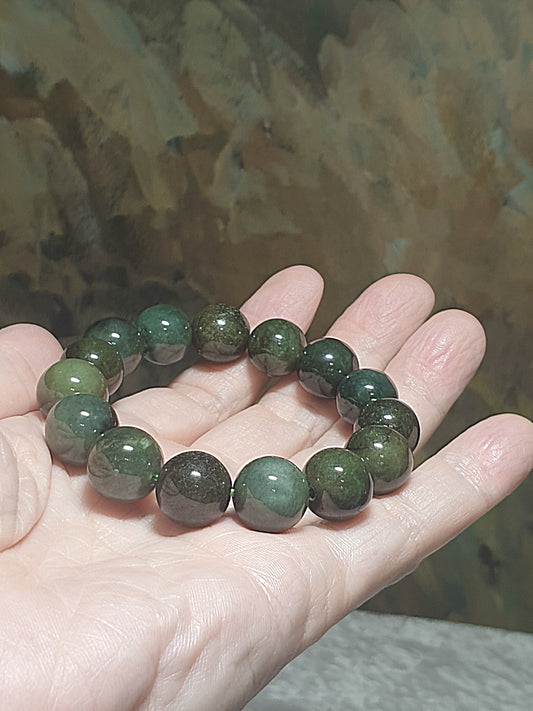 13mm Natural untreated Burma Jade (Type A Jadeite) green with yellowish hue bracelet [Natural Crystal] 13毫米翡翠黃绿手链