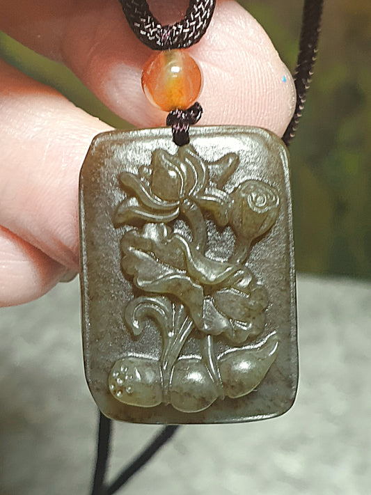 Rare Nephrite caramel Lotus, Lotus Leaf, Lotus Pod & Lotus Root Jade pendant (with certificate) [Natural Crystal] 罕见和田玉全糖莲花、莲叶、莲蓬、莲藕吊坠(带证书)