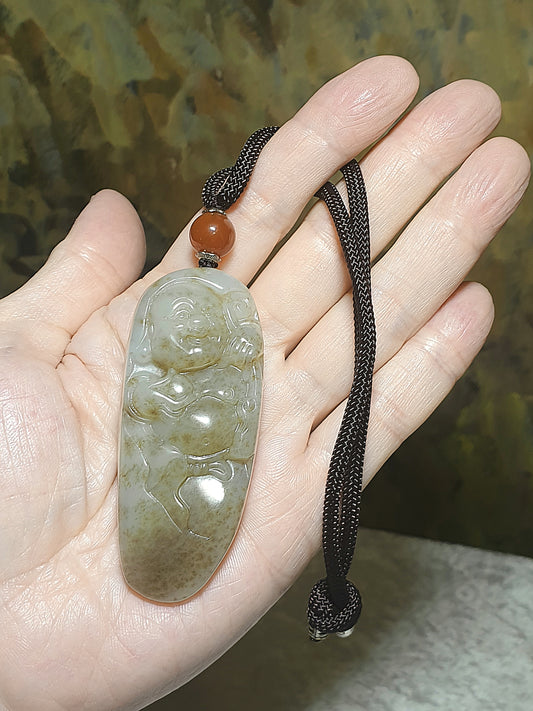 Premium Nephrite whitish caramel brownish Laughing Buddha Jade handheld/large pendant (with certificate) [Natural Crystal] 和田玉且末糖白笑佛弥勒佛手把/大吊坠(带证书)