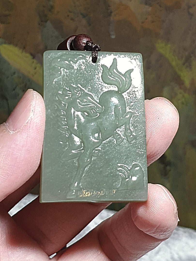 Nephrite light greenish Horse and Bat Jade pendant (with certificate) [Natural Crystal] 和田玉青白福(蝙蝠)马吊坠(带证书)