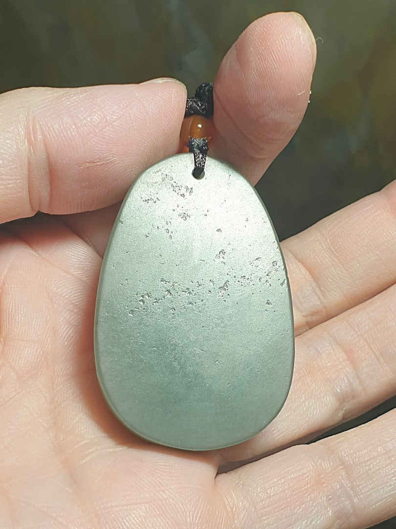 Nephrite light greenish with yellowish hue Manjusri (for zodiac sign Rabbit) pendant (with certificate) [Natural crystal] 和田玉淡绿微黄调文殊菩萨(生肖兔)吊坠(带证书)