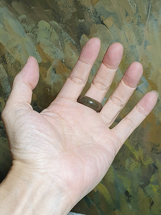 20mm Premium Nephrite two tones whitish & caramel brownish Jade ring/small thumb ring (with certificate) 20毫米和田玉糖白双色戒指/小扳指(带证书)